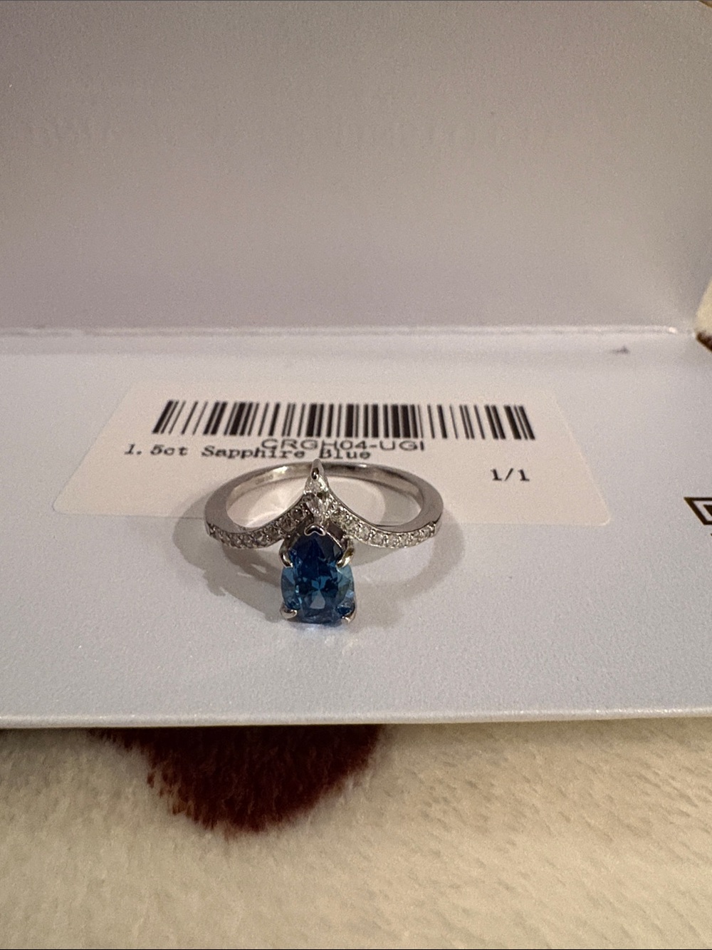 Elegant Blue Sapphire Pear-Cut Halo,Moissanite Ring - Sterling Silver